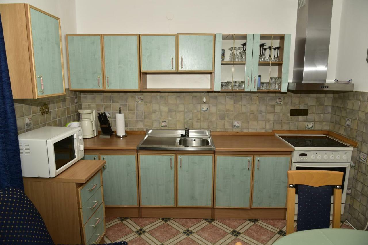Apartment Blumen Oase Malinska Kültér fotó